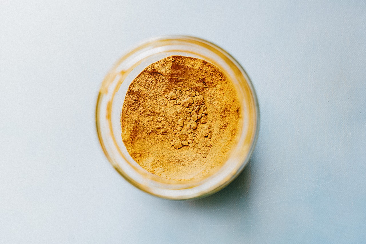 What are the side effects of too much turmeric?