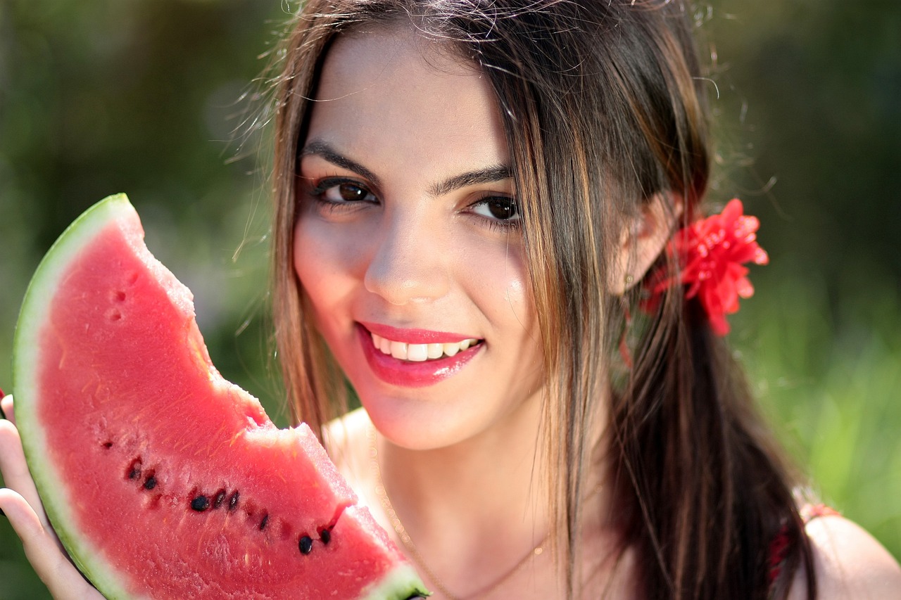 What is a watermelon diet? Here are the pros and cons